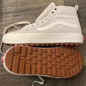 NWT Vans Sk8 Hi MTE 1